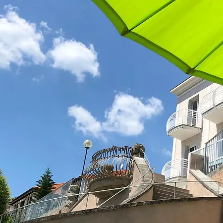 Mh Hotel