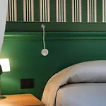Hotel Mh