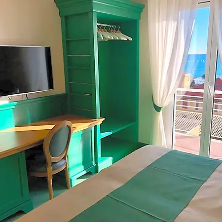 Hotel Mh