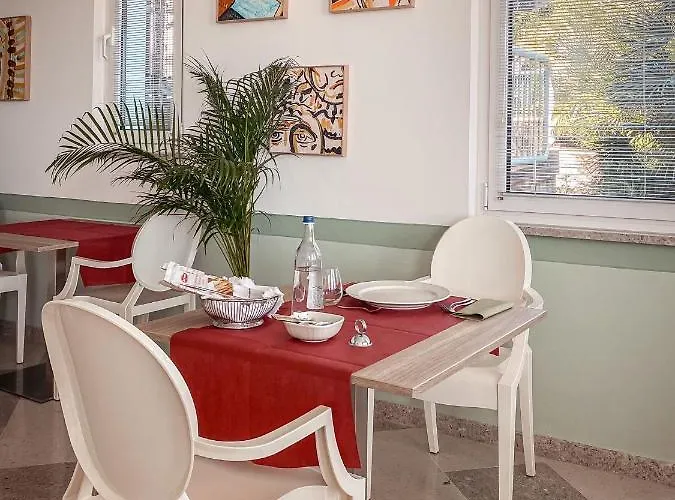 Mh Отель Варацце